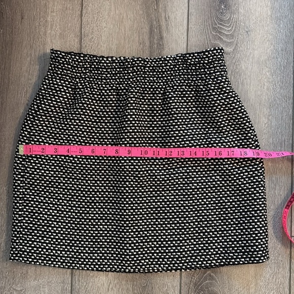 JCrew Factory Sidewalk skirt in printed jacquard size 2 - Picture 5 of 5